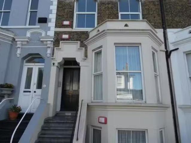 House for rent in Upton, Acol