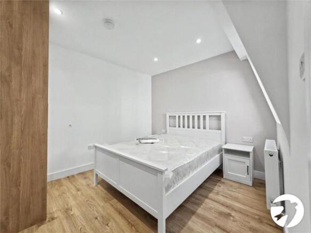 Flat for rent in Penge, Greater London