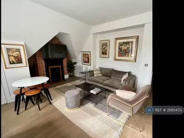 House for rent in Ivy Chimneys, Epping