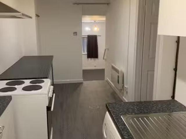 House for rent in Kingswood, School House