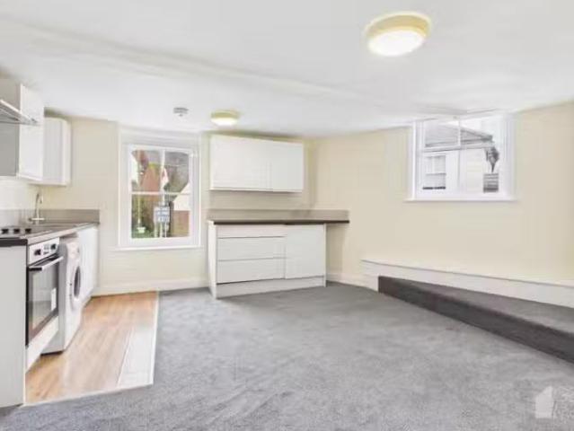 House for rent in Burgh St Peter, Norfolk