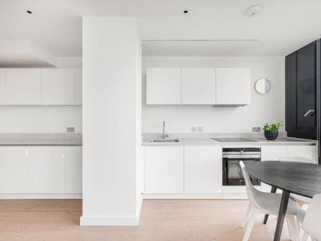 Flat for rent in Highgate, Greater London