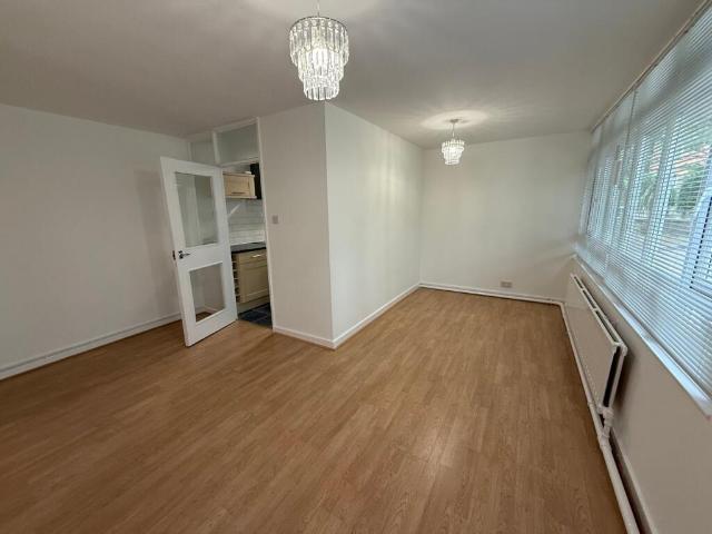 Flat for rent in Bromley