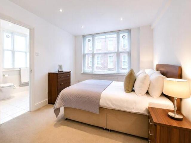 Flat for rent in Cat Hill