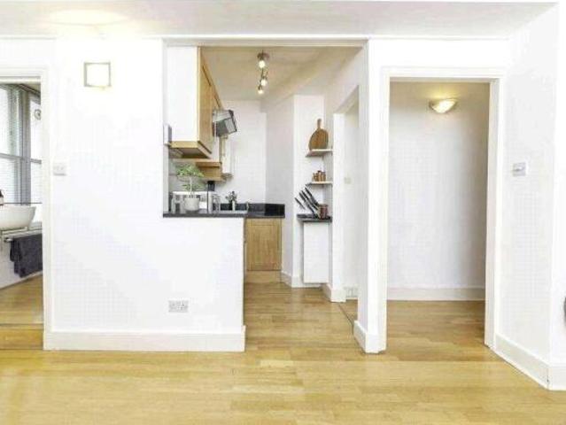 Flat for rent in Mayfair, Greater London