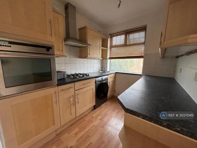 Flat for rent in Cat Hill
