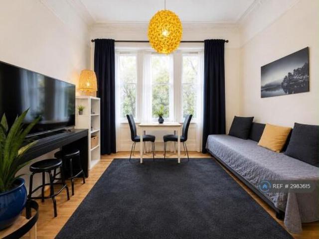 Flat for rent in Cat Hill