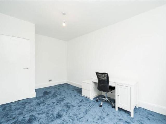 Flat for rent in Highgate, Greater London