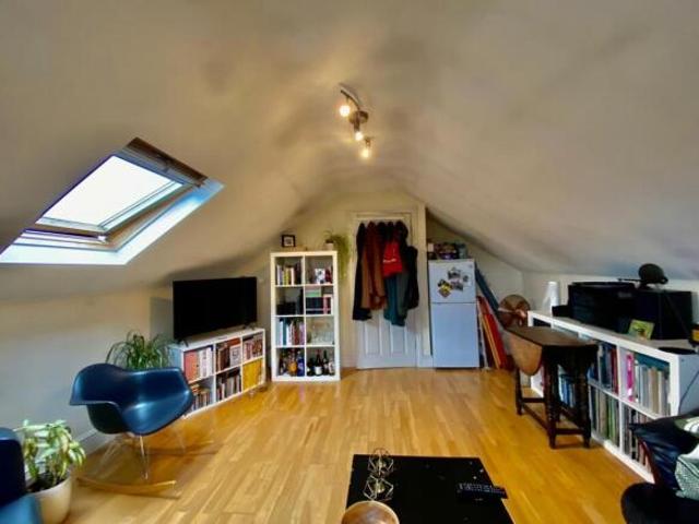 Flat for rent in Brixton, South Hams