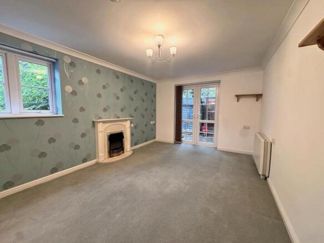 Flat for rent in Garston, Watford