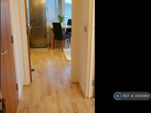 Flat for rent in Cat Hill