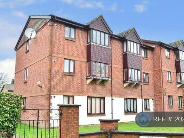 House for rent in Roffey, Horsham