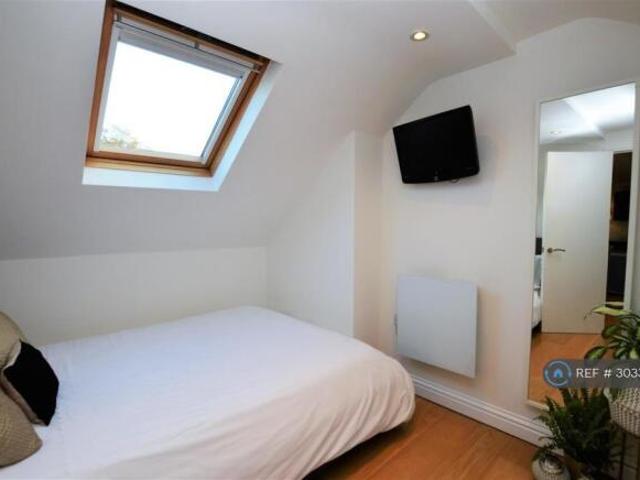 Flat for rent in Greater London