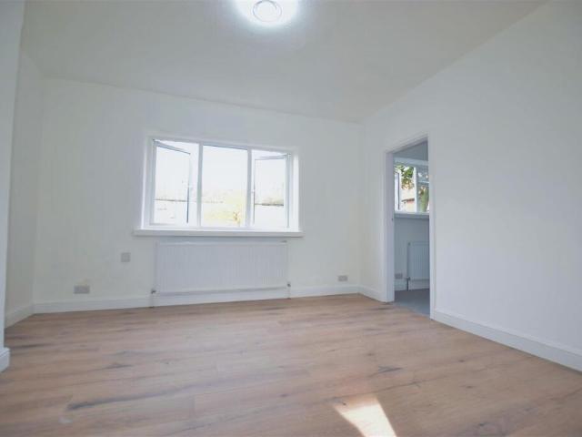 Flat for rent in Cricklewood