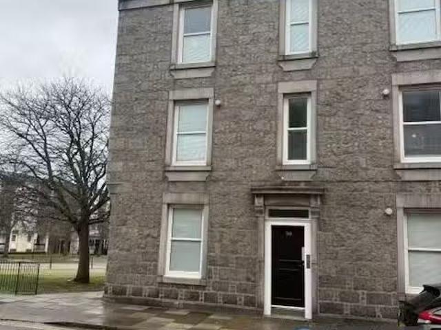 House for rent in City Centre, Ballindoch