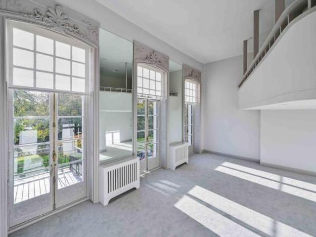 Flat for rent in Cat Hill, England