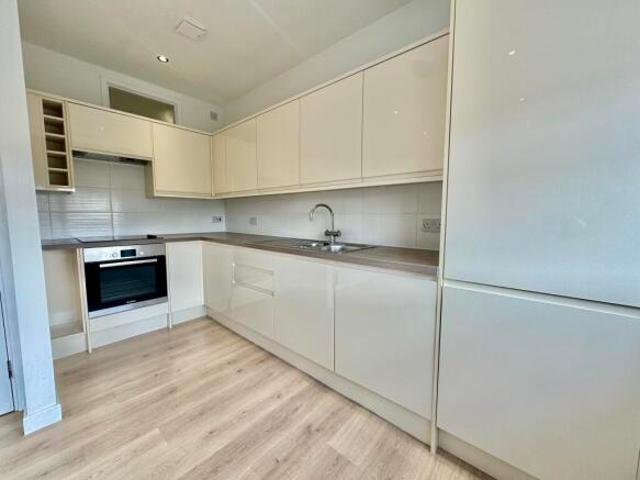 Flat for rent in Penwartha Coombe, Cornwall