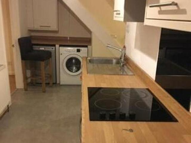 House for rent in Ingatestone and Fryerning, Navestock Side
