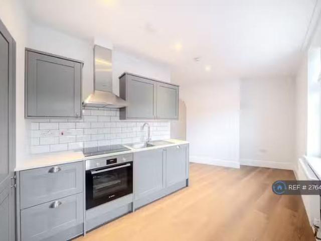 House for rent in Steeple Ashton, Wiltshire