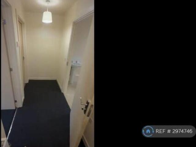 Flat for rent in Cat Hill