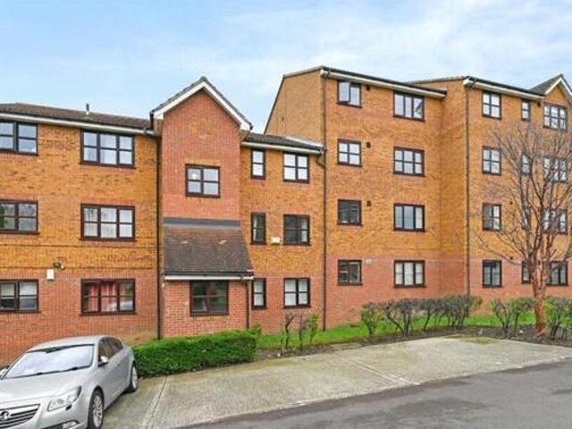 House for rent in Lyons, Greater London
