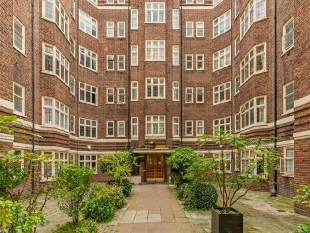 Flat for rent in Cat Hill