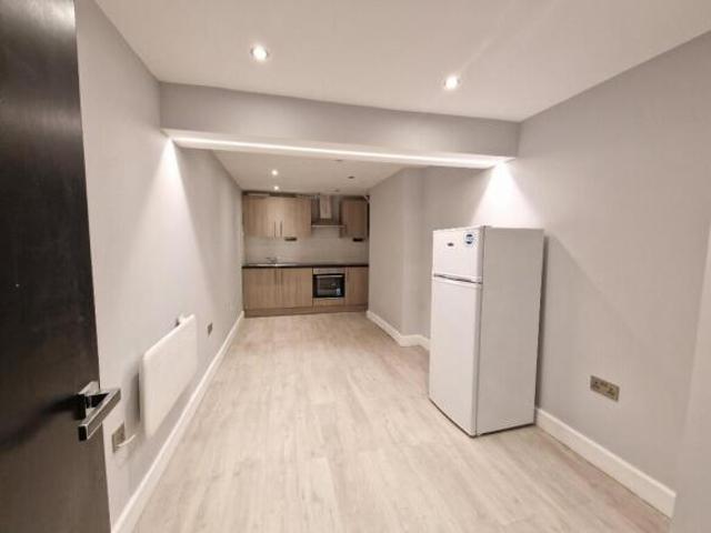 Flat for rent in Cat Hill