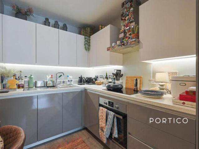 Flat for rent in Cat Hill