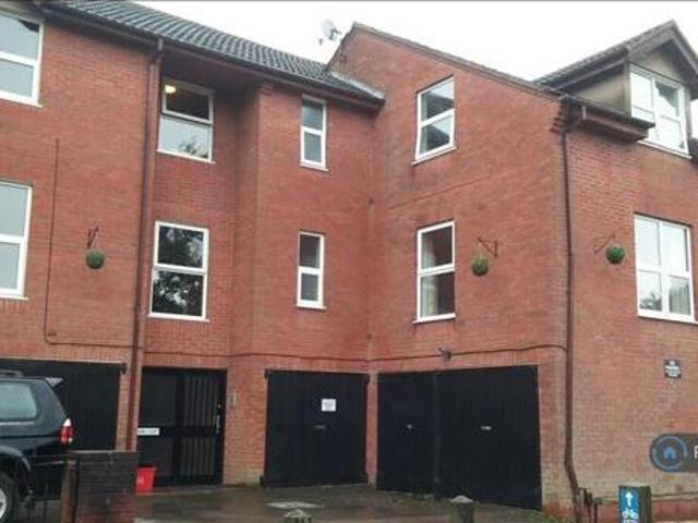 House for rent in Ladyes Hills, Green Close
