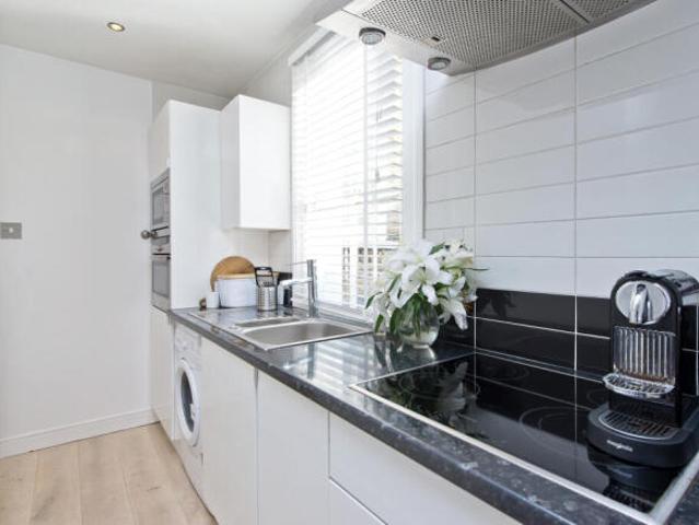 Flat for rent in Cat Hill
