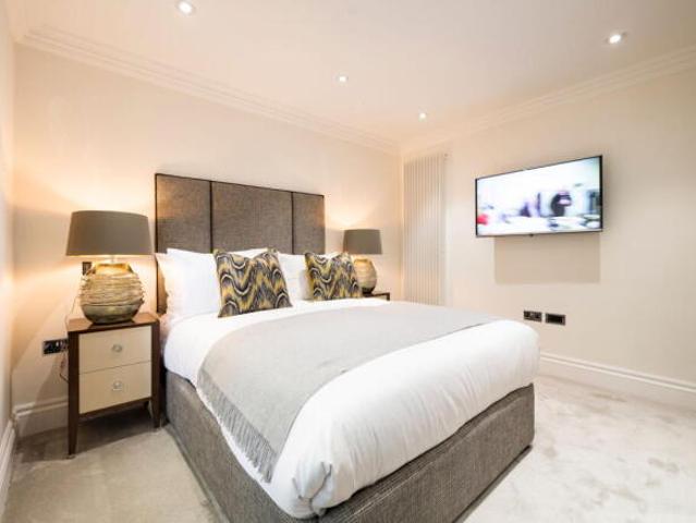 Flat for rent in Cat Hill