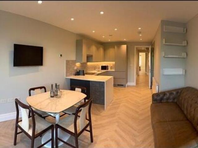Flat for rent in Cat Hill