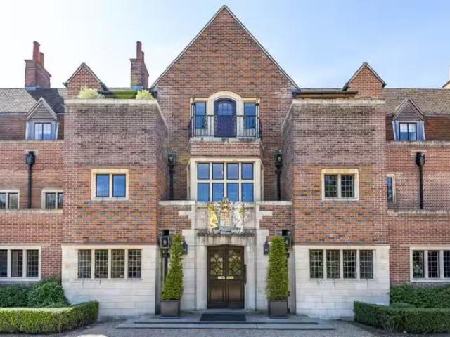 House for rent in Littlecote, West Sussex