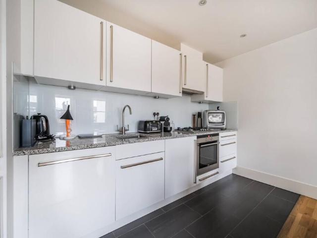 Flat for rent in Camden Town, Isle Of Man