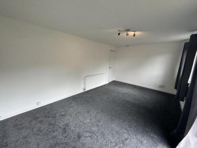 Flat for rent in Kingsknowe, Scotland