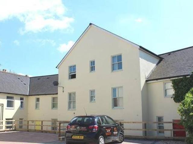 House for rent in Lyons, Greater London