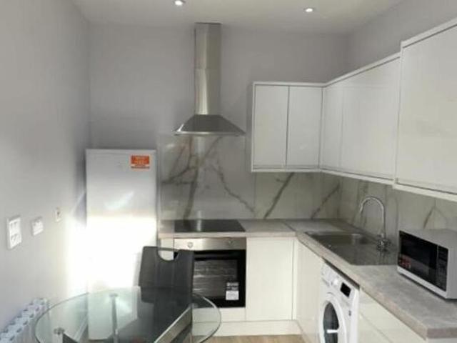 House for rent in Kingston Upon Thames, Greater London