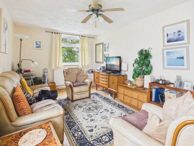 Flat for rent in Southway, Plymouth