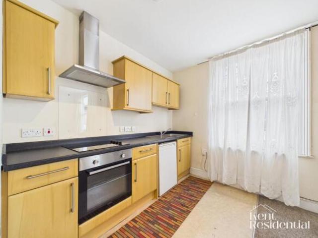Flat for rent in Midway, Kent