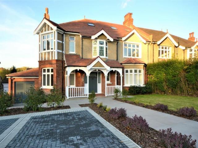 Flat for rent in Barnet