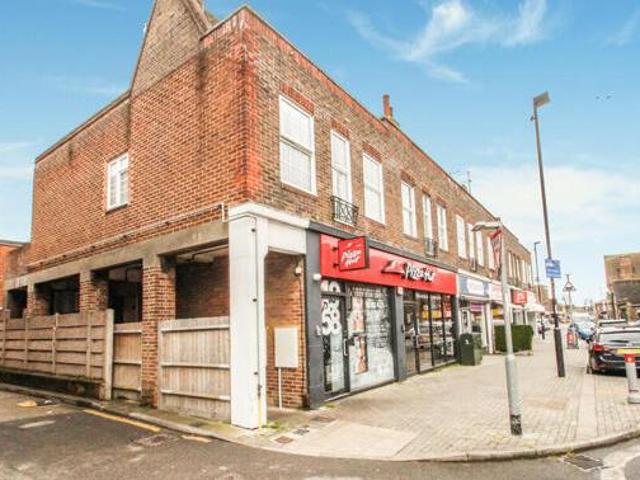 House for rent in Fishersgate, West Sussex