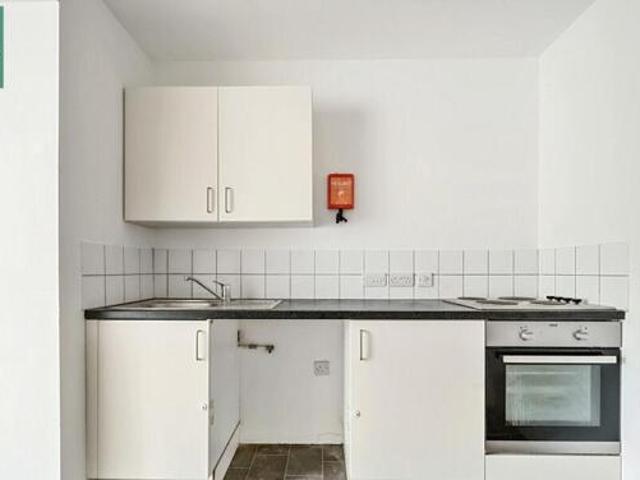 House for rent in Fishersgate, West Sussex