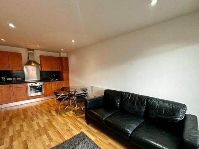 House for rent in Richmond Hill, West Yorkshire