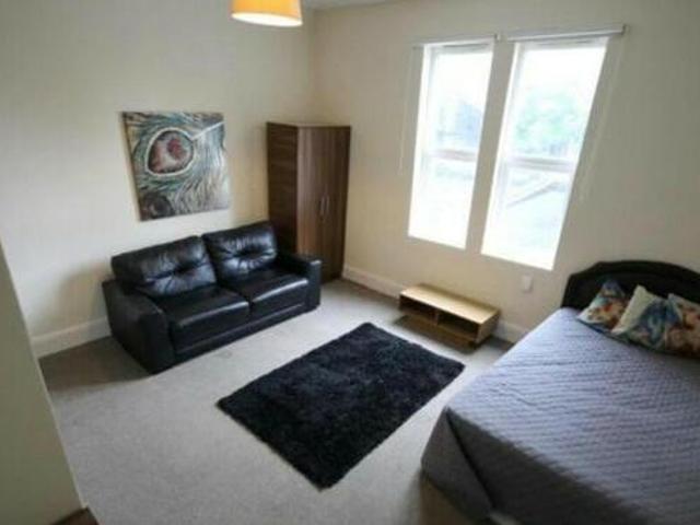 House for rent in Upper Armley, Leeds