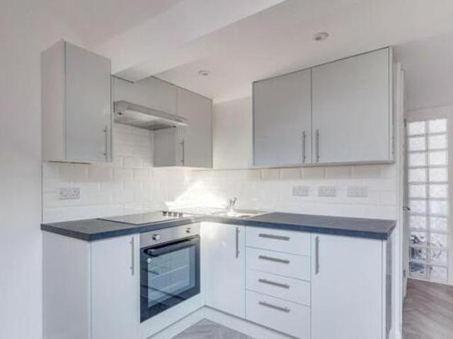 House for rent in Alton Barnes, Essex