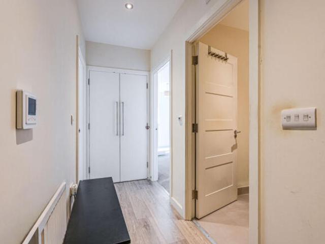 Flat for rent in Greater London