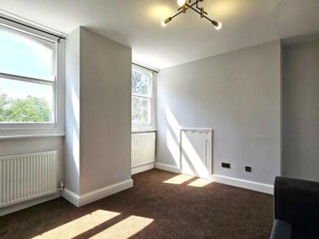 Flat for rent in Greater London