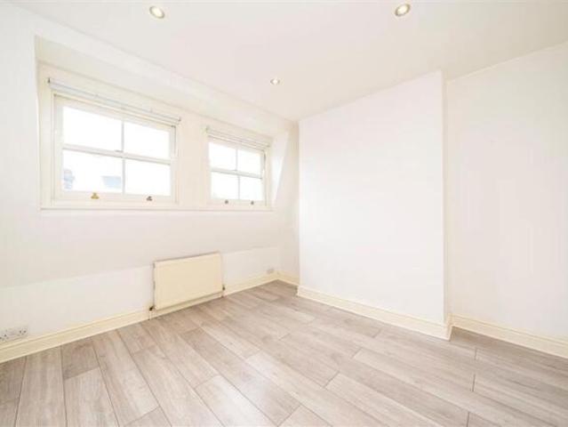 Flat for rent in London Borough of Lewisham, New Cross