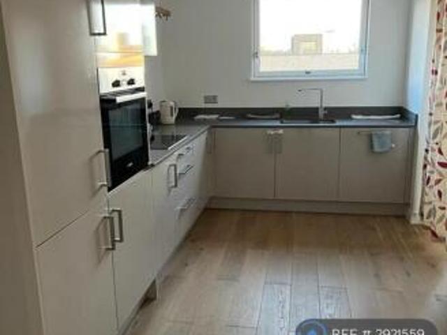 Flat for rent in Cat Hill