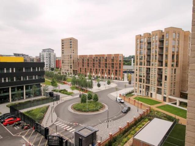 Flat for rent in Cat Hill